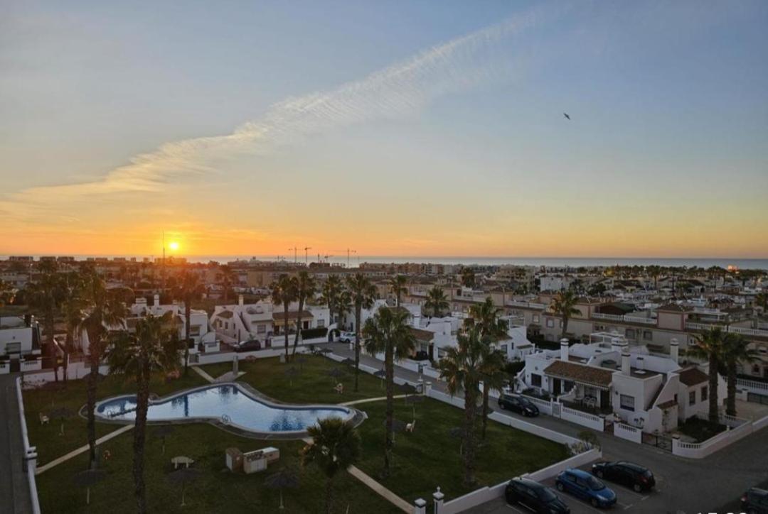La Victoria Apartament,Jumilla Ii, 2 Bedrooms, 2 Bathrooms And Beautiful Swimming Pool Dehesa de Campoamor  エクステリア 写真
