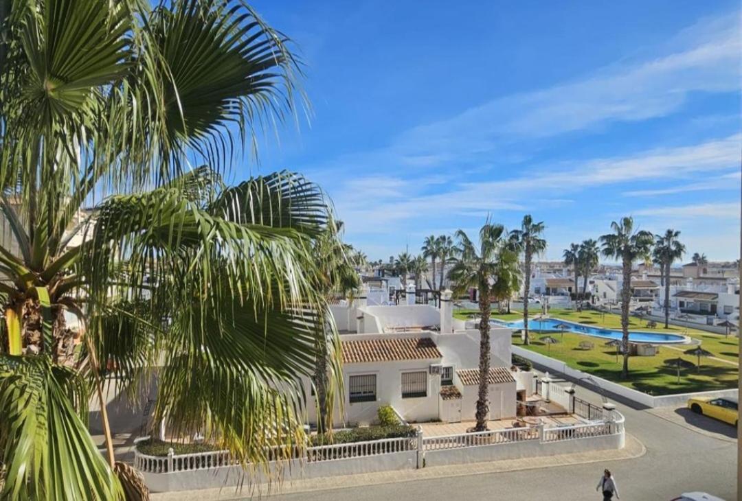La Victoria Apartament,Jumilla Ii, 2 Bedrooms, 2 Bathrooms And Beautiful Swimming Pool Dehesa de Campoamor  エクステリア 写真