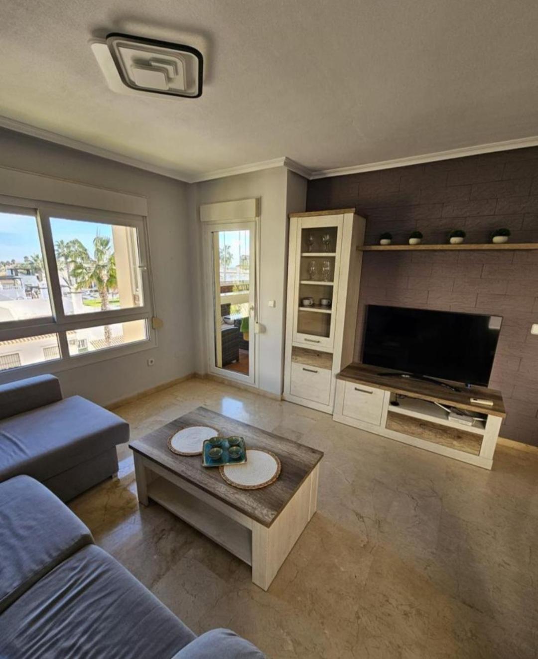 La Victoria Apartament,Jumilla Ii, 2 Bedrooms, 2 Bathrooms And Beautiful Swimming Pool Dehesa de Campoamor  エクステリア 写真